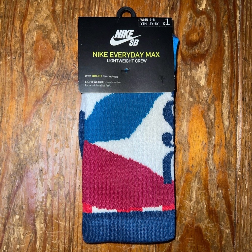 Nike SB Everyday Max Crew Socks - USA- Blue and Red